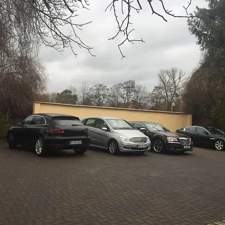 Garni-hotel Kranich Konukevi 3*